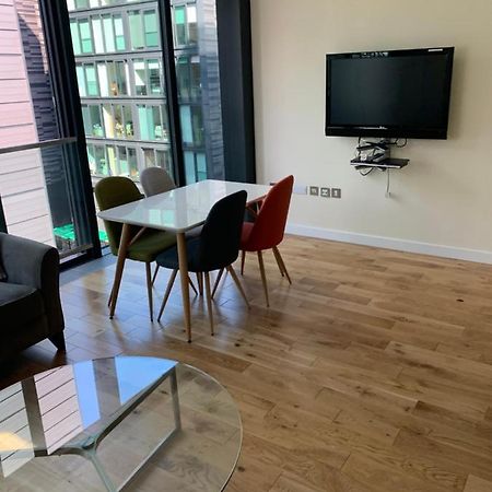 Quartermile 1 Bedroom Apartment - With Free Parking Included Édimbourg Extérieur photo